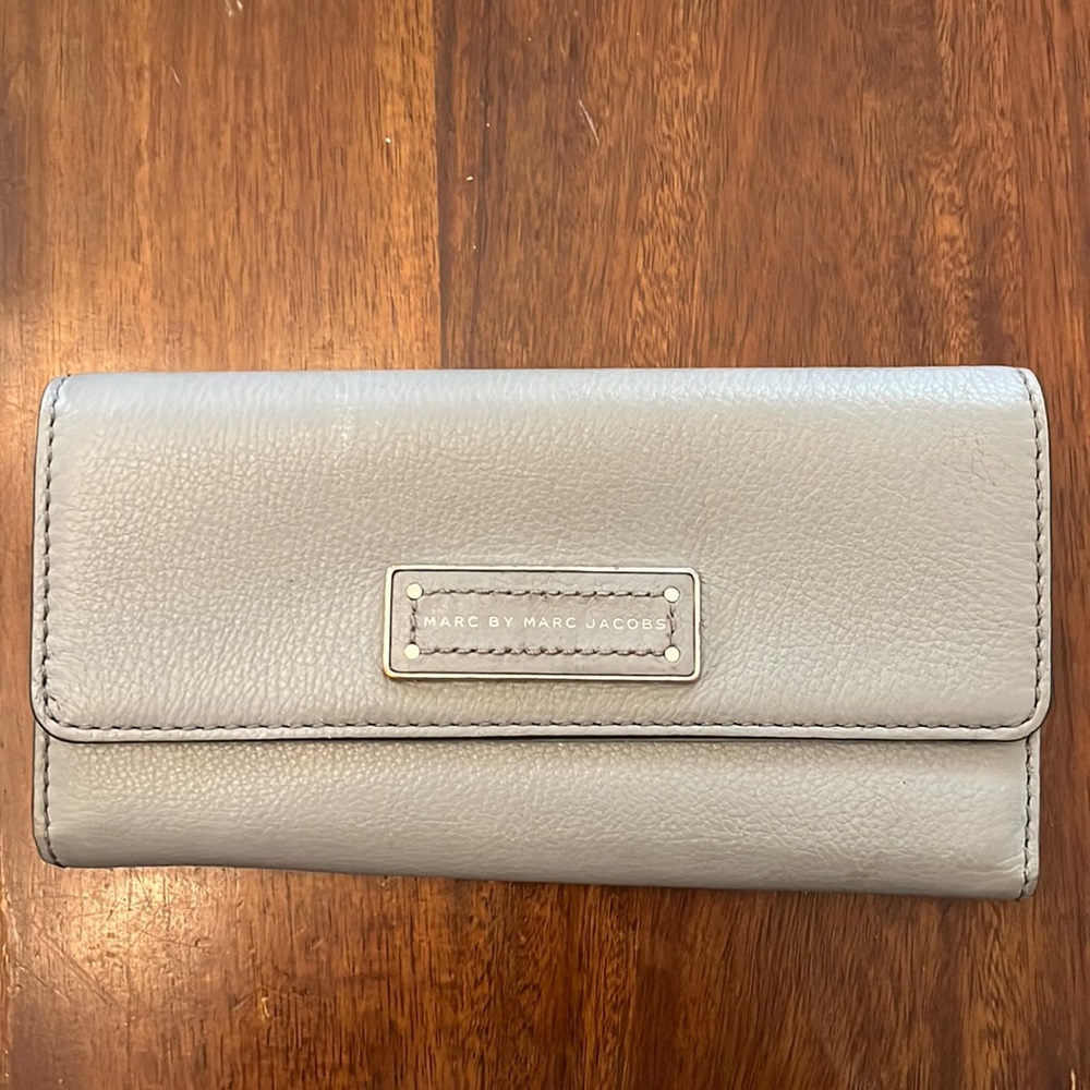 Marc Jacobs leather wallet